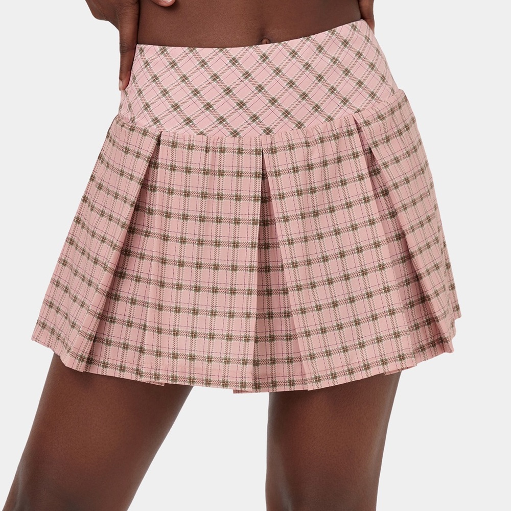 brand new high waisted pleated skirt
